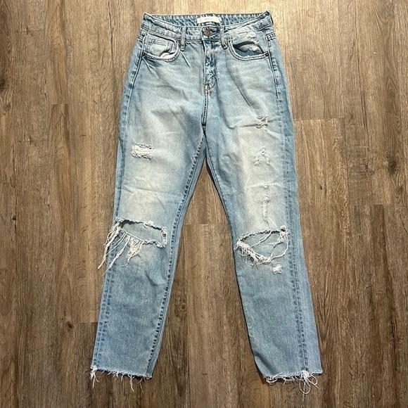 HIDDEN DISTRESSED JEANS (SIZE 25) - Picture 1 of 11